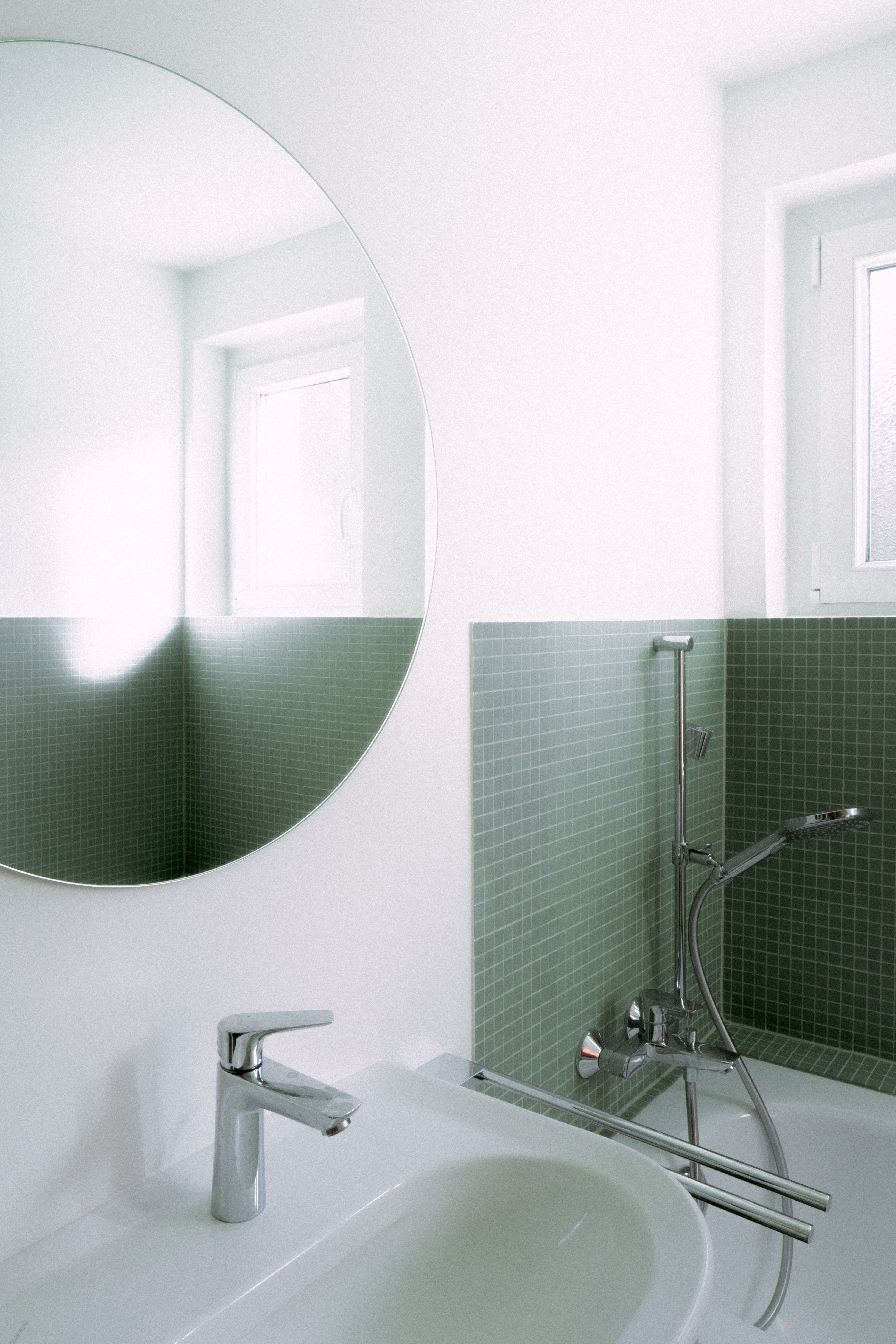 Sigab, bathroom