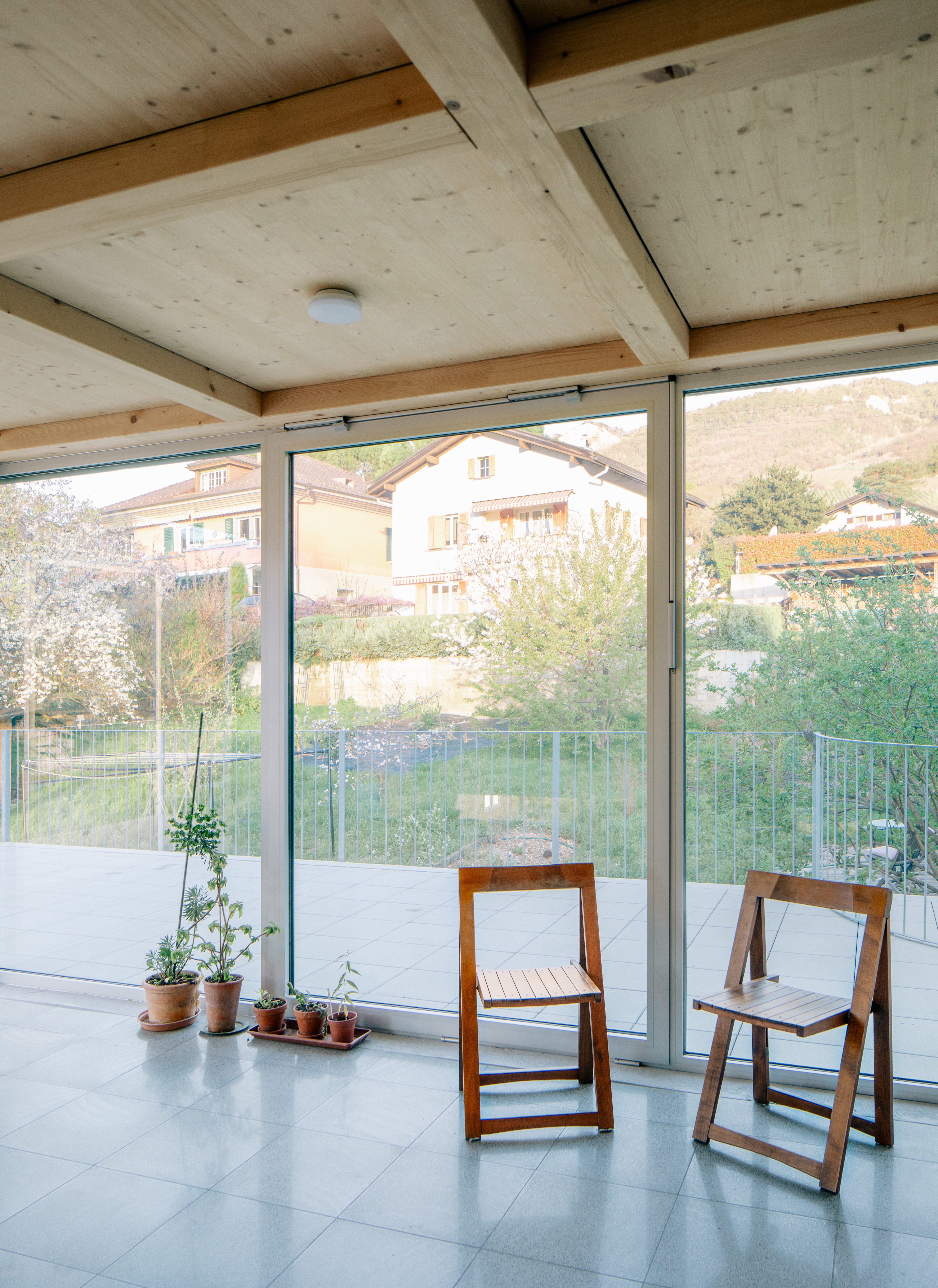 Solaris — intérieur, plafond bois